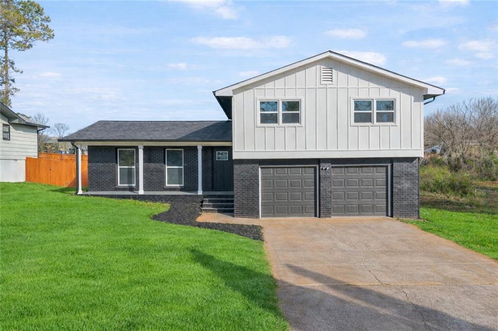 5240 Omalley Ln., Stone Mountain, GA 30088