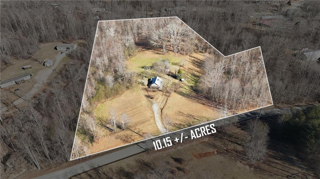 2558 Stonepile Rd., Clarkesville, GA 30523