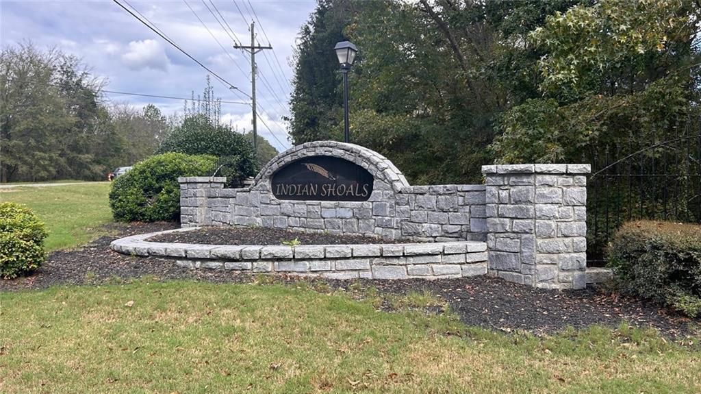 2100 Indian Shoals Dr., Loganville, GA 30052