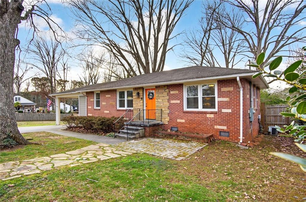 834 Alberson Ct., Decatur, GA 30033