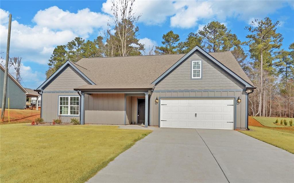 346 Park Place Dr., Lavonia, GA 30553
