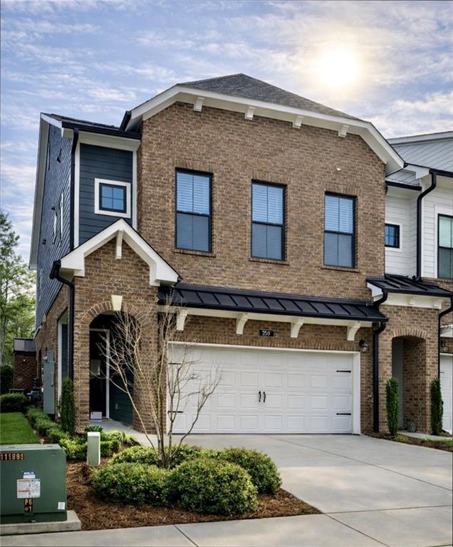 250 Walker Ave., Roswell, GA 30076