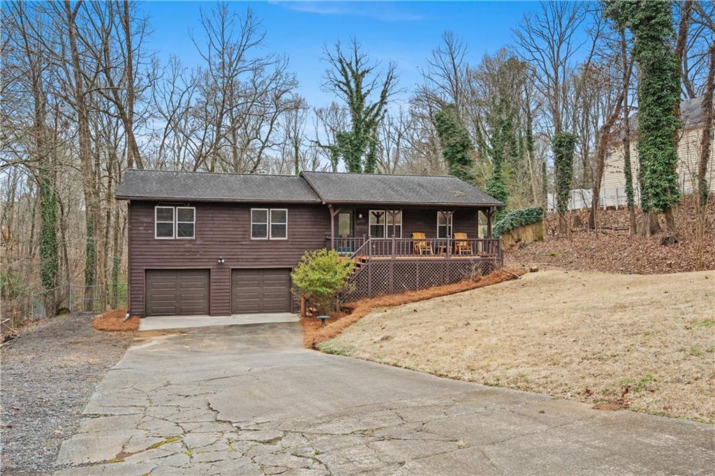 426 Riverlake Ct., Woodstock, GA 30188