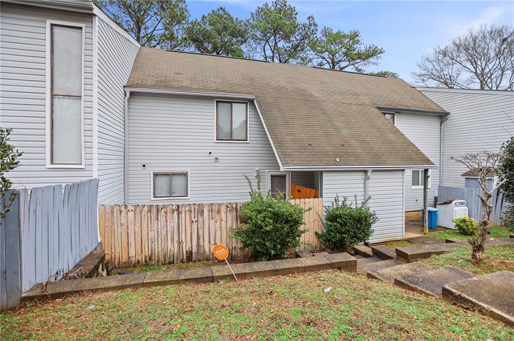 273 Country Club Dr., Jonesboro, GA 30238