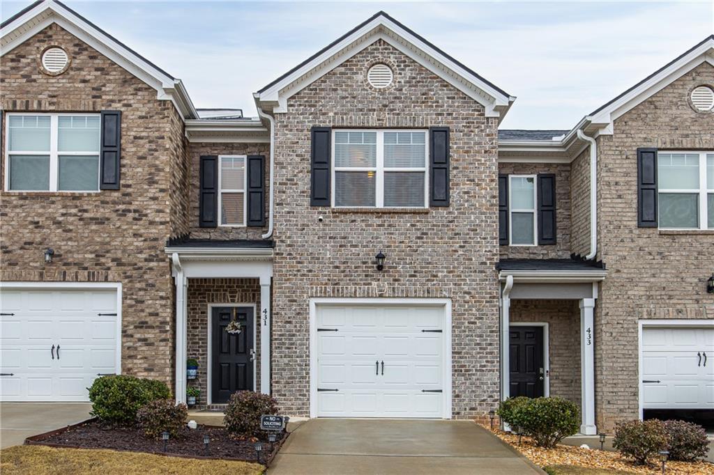 431 Broder Farms Dr., Stockbridge, GA 30281