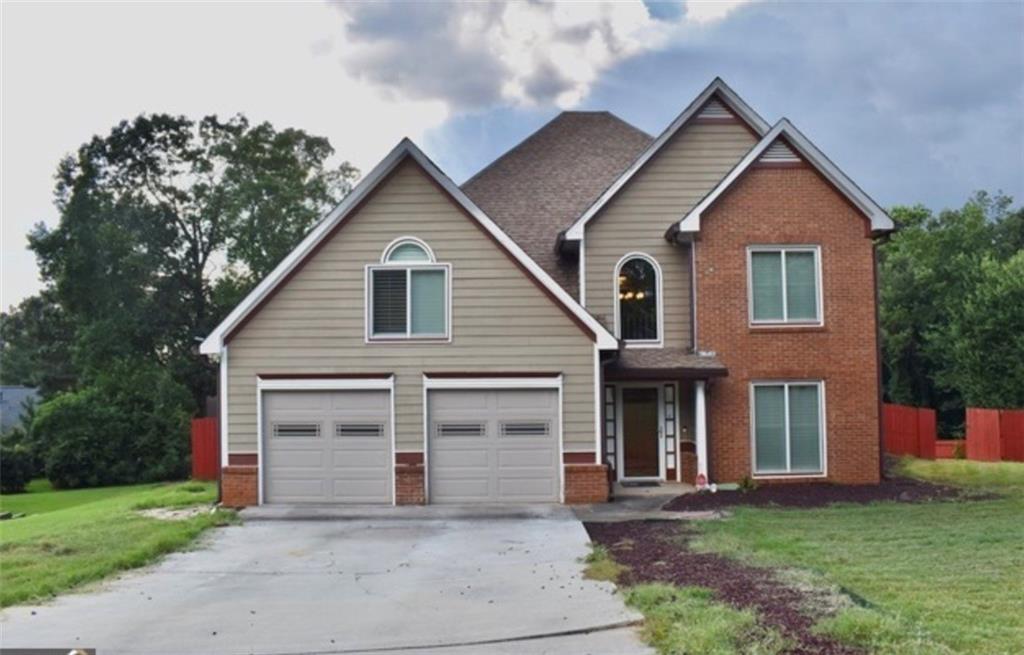 3336 Deerwood Ln., Rex, GA 30273