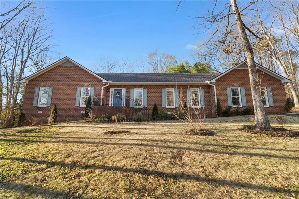 1031 Barnett Pl., Athens, GA 30605