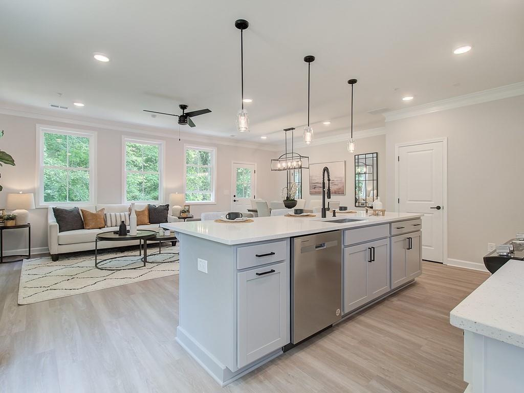 204 Dahlia Dr., Woodstock, GA 30188