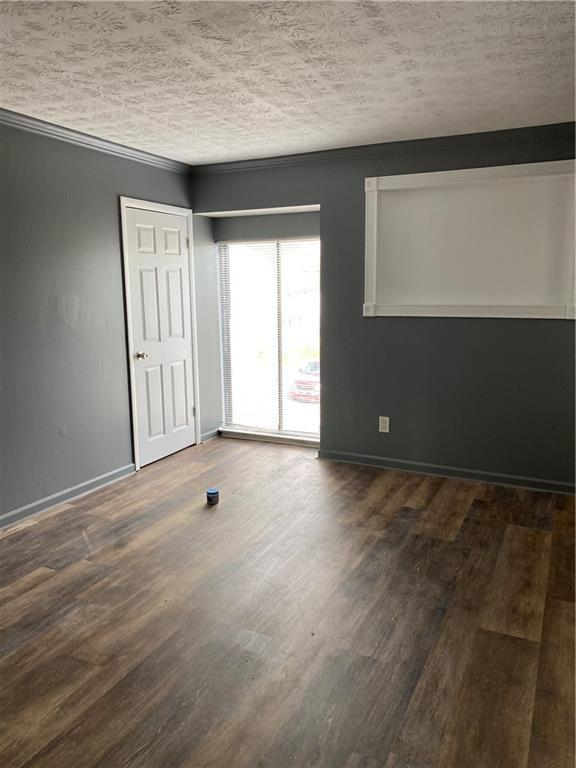 231 Country Club Dr., Jonesboro, GA 30238