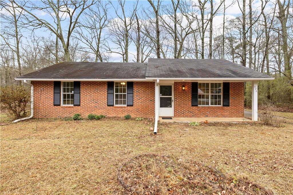 924 Polk Rd., Moreland, GA 30259