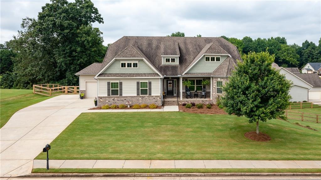 8325 Post Oak Ln., Gainesville, GA 30506