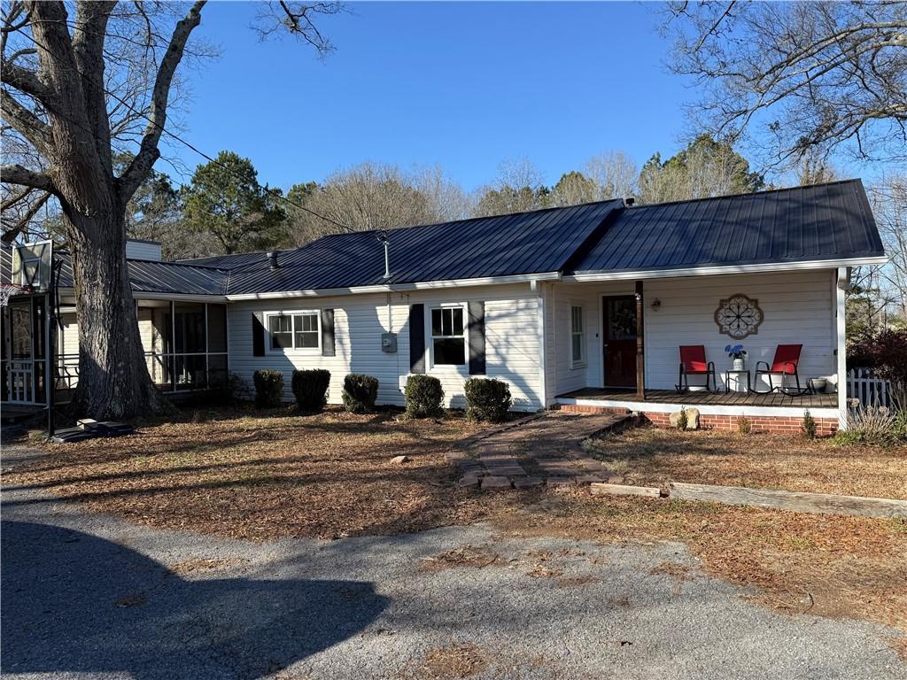 397 Lindsey Chapel Rd., Cedartown, GA 30125