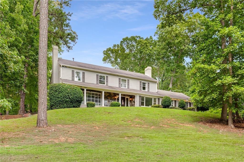 2660 Spalding Drive, Atlanta, GA 30350