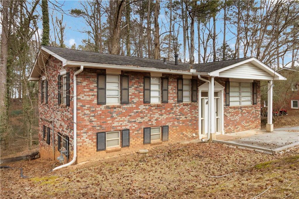 1962 Maple Dr., Kennesaw, GA 30144