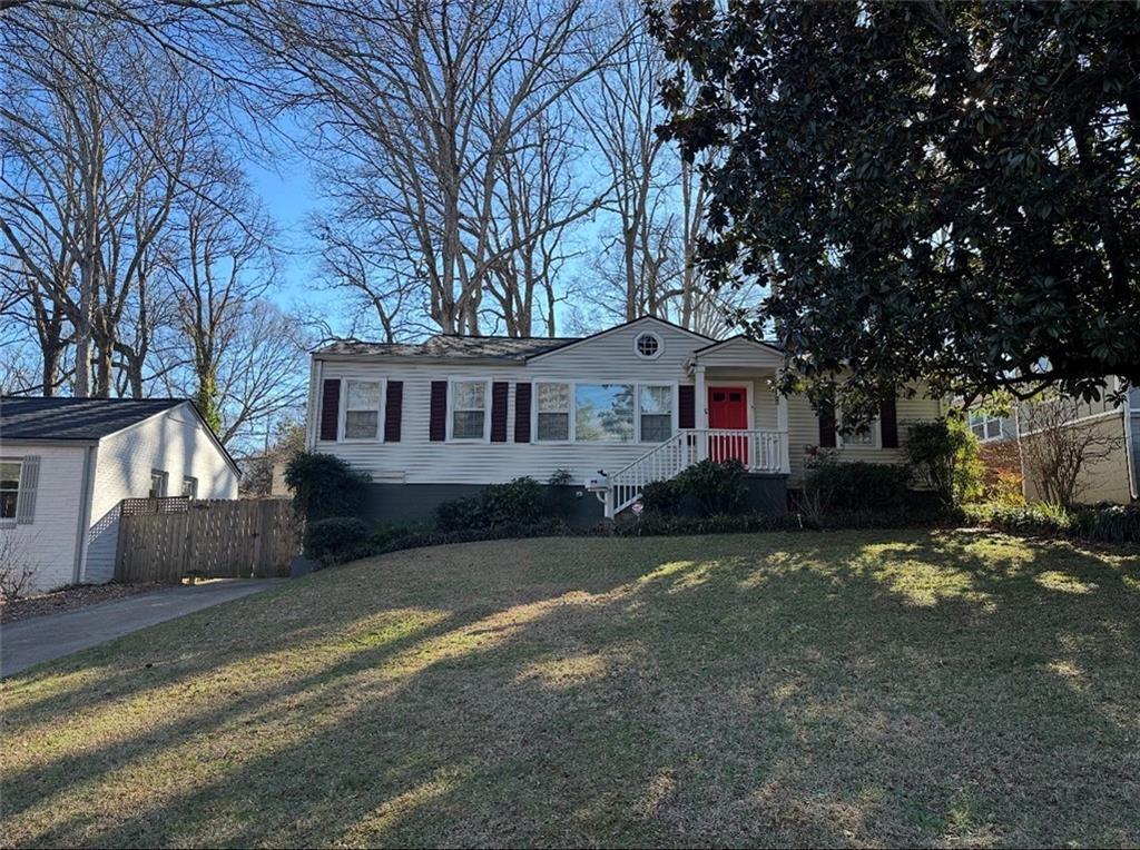 818 Burchill St., Atlanta, GA 30310