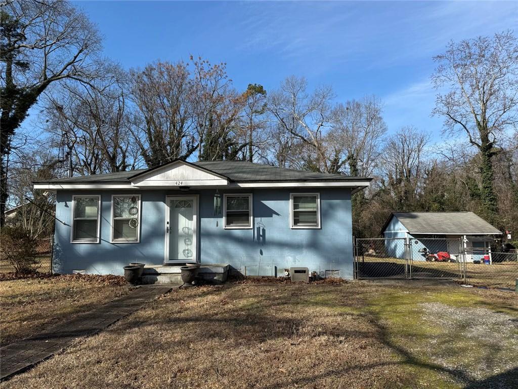 424 Johnson Dr., Stone Mountain, GA 30087