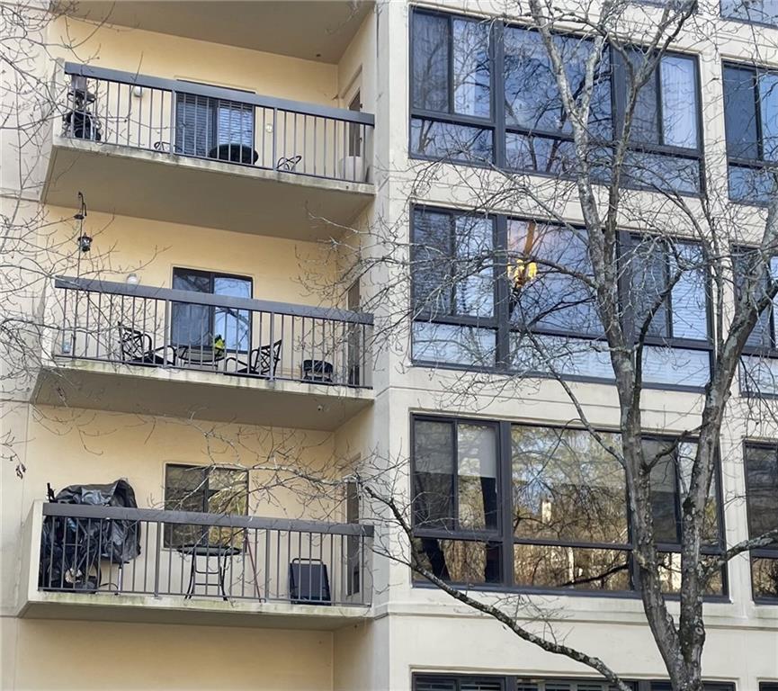 1800 Clairmont Pl. #223, Decatur, GA 30033