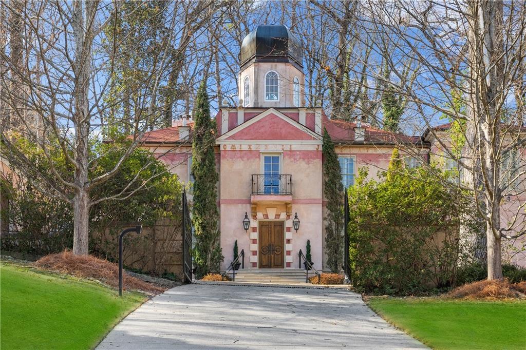 2740 Northside Dr., Atlanta, GA 30305