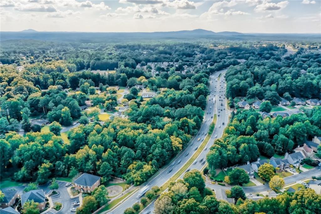 W Crossville Rd., Roswell, GA 30075