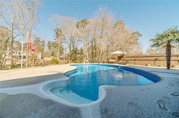 2330 Black Bear Ct., Buford, GA 30519