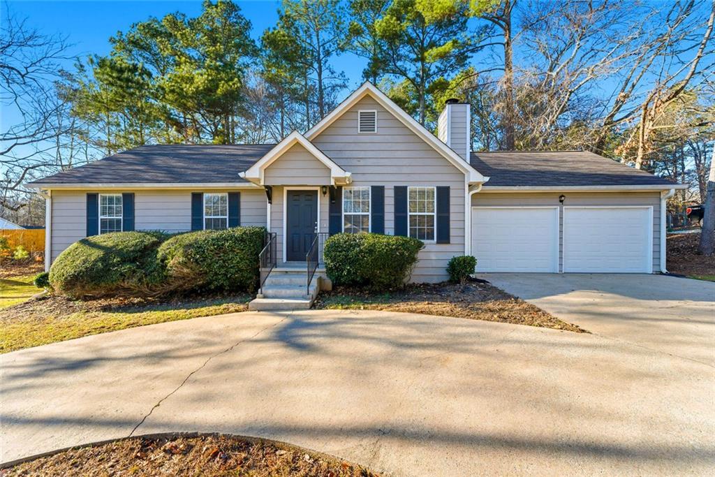 4212 Sterling Pointe Dr., Douglasville, GA 30135