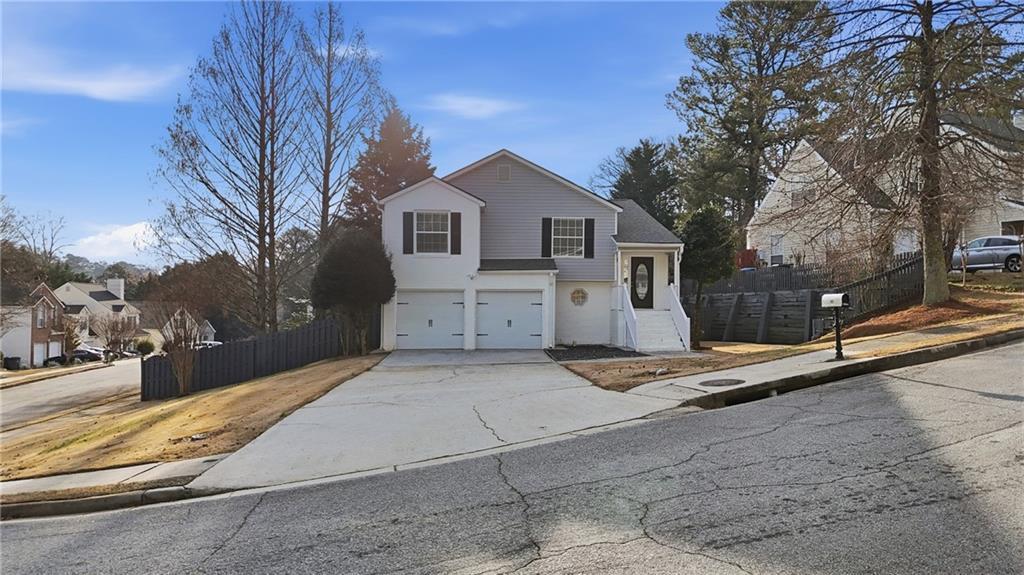 52 Central Park Dr., Atlanta, GA 30354