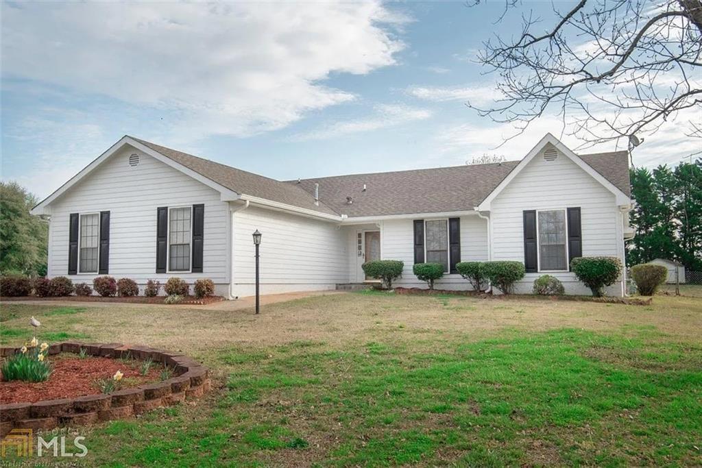 11058 Hunters Ln., Hampton, GA 30228