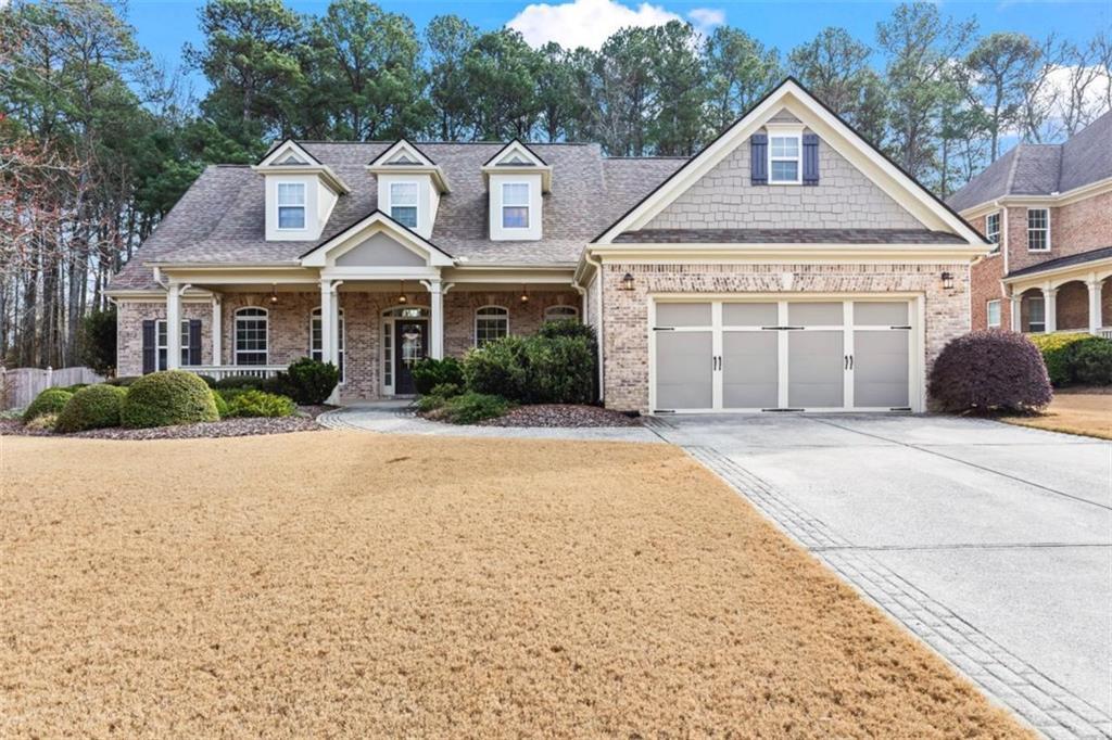 2467 Misty Rose Ln., Loganville, GA 30052