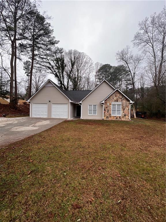 592 Allana Ct, Stone Mountain, GA 30087