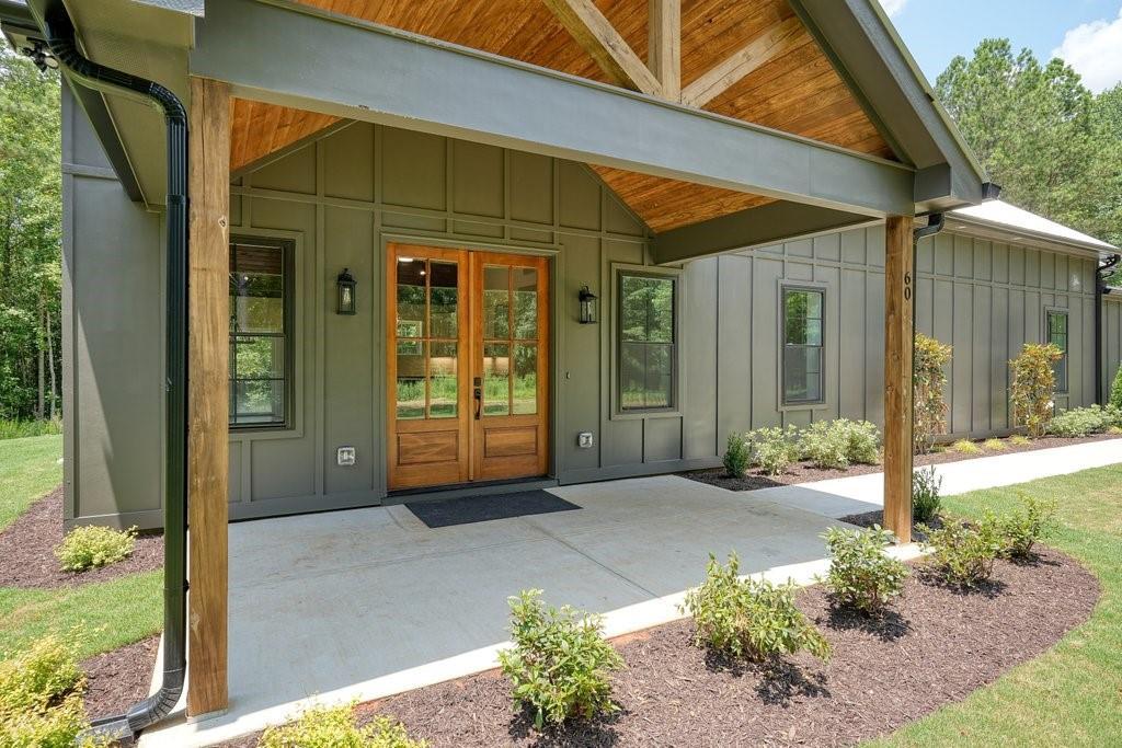 60 Dovetail Ln., Talking Rock, GA 30175