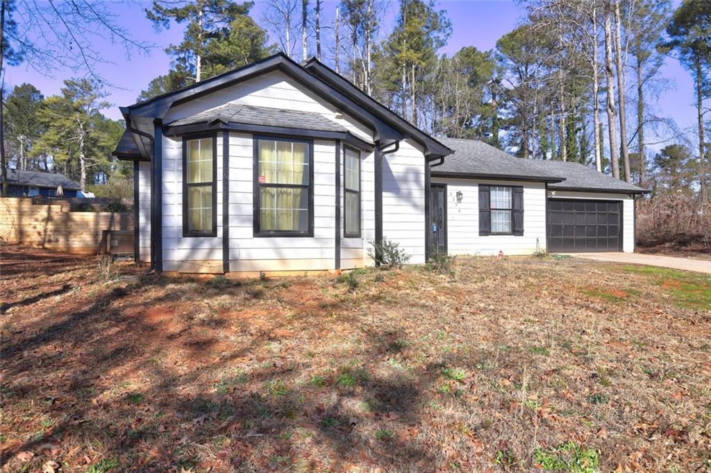 3338 Lindale Ct., Ellenwood, GA 30294