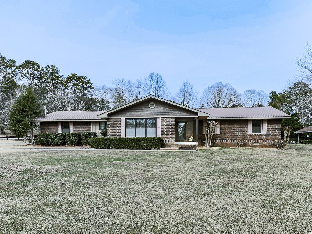 257 Iracille Ln., Calhoun, GA 30701