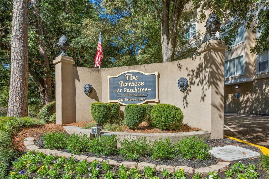 1 Biscayne Dr. #PH6, Atlanta, GA 30309