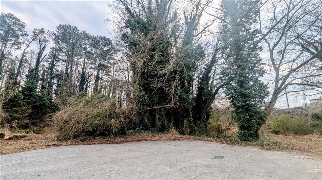 2625 Homeland Dr., Doraville, GA 30360