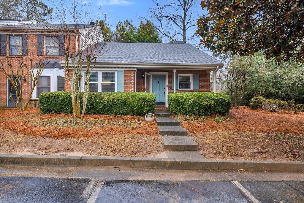 111 Teal Ct., Roswell, GA 30076