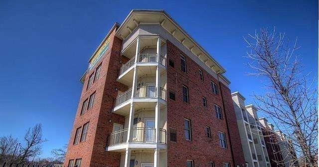 870 Mayson Turner Rd., Atlanta, GA 30314