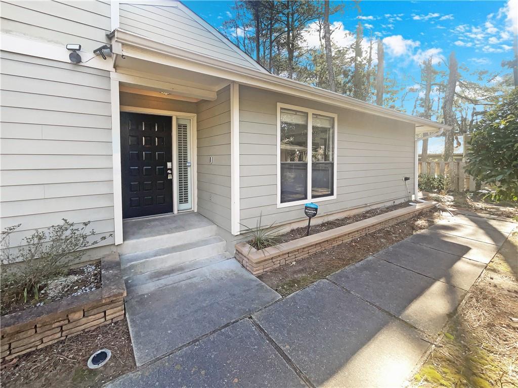 2011 Variations Dr., Atlanta, GA 30329