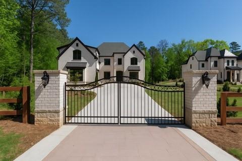 10765 Shallowford Rd., Roswell, GA 30075