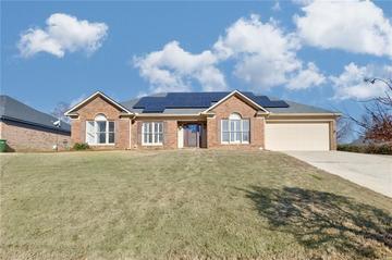New Homes with Master Bedrooms on the 1st Floor in Midland: January 31st to February 6th
