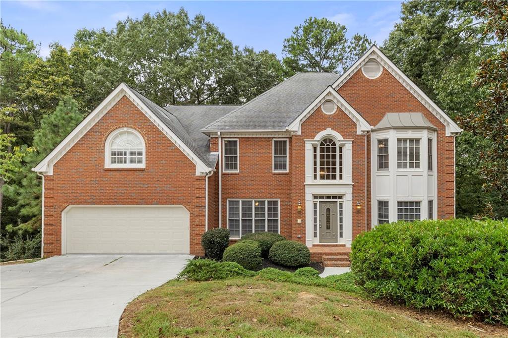 250 Shadowledge Ln., Roswell, GA 30076