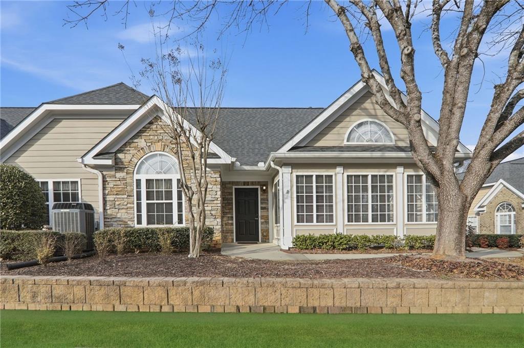 2603 Village Ln., Roswell, GA 30075