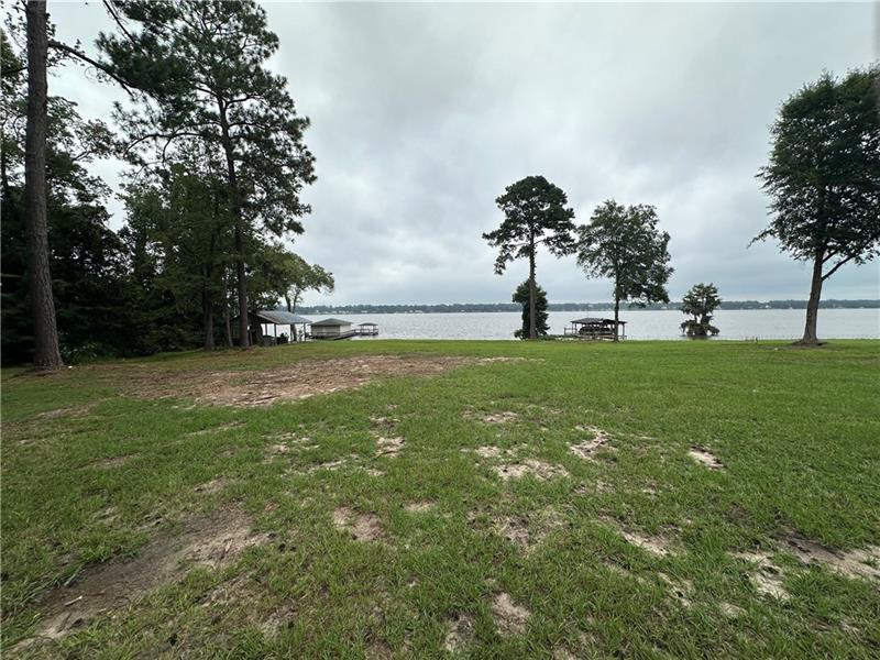 631 Flintside Dr., Cobb, GA 31735