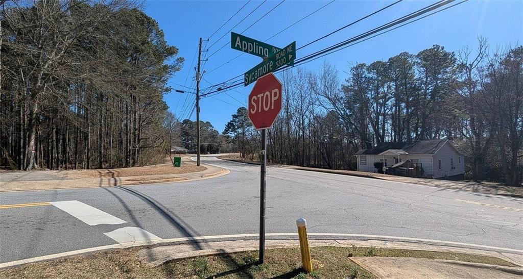 5305 Sycamore Rd., Sugar Hill, GA 30518