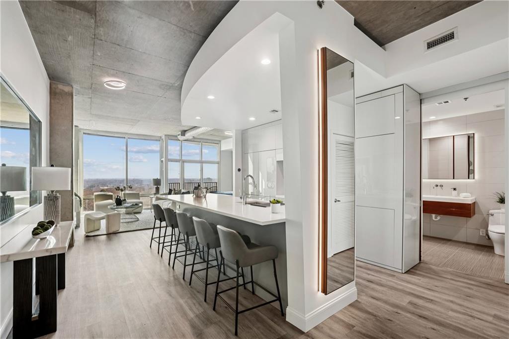 943 Peachtree St. #1515, Atlanta, GA 30309