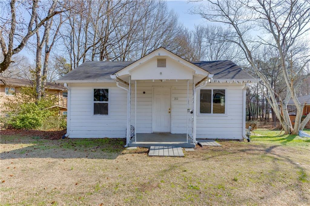 211 Stone Mountain St., Lawrenceville, GA 30046