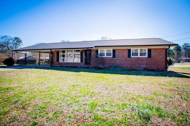 55 Crestview Cir., Carrollton, GA 30117