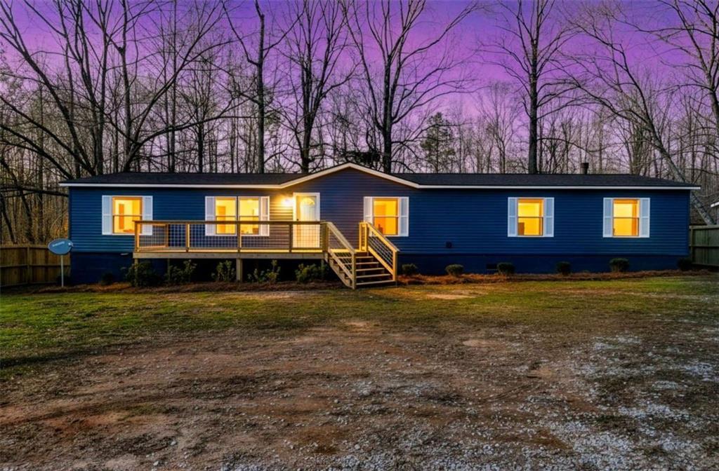 90 Oak Ridge Dr., Carrollton, GA 30116