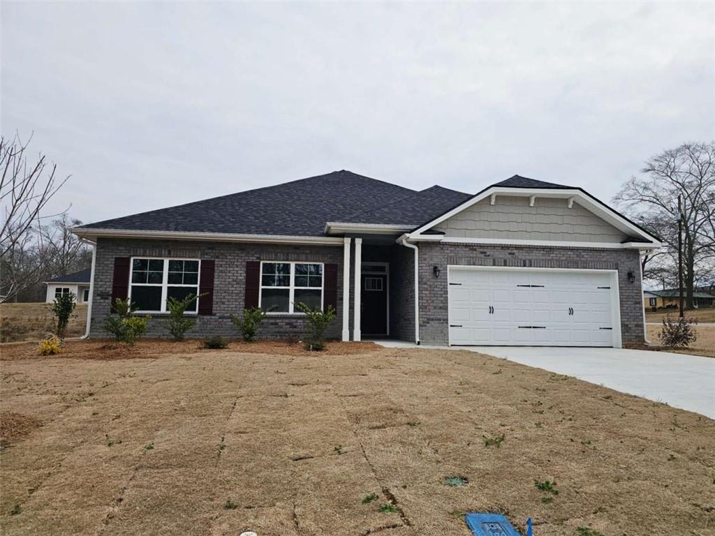 301 Angela Ave., Bowdon, GA 30108