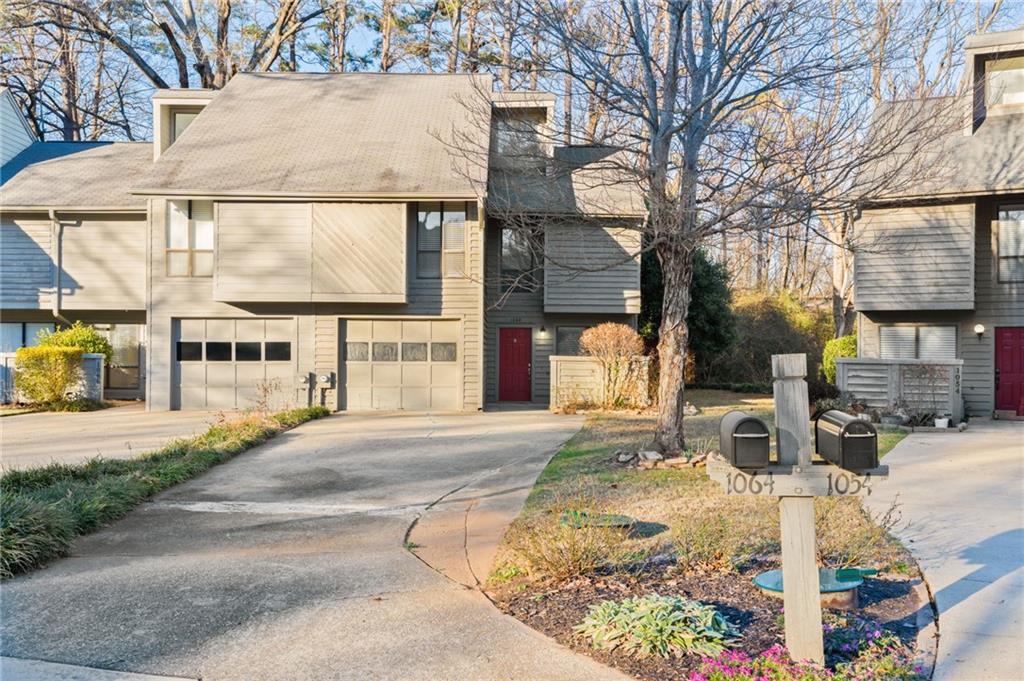 1064 Creatwood Cir., Smyrna, GA 30080