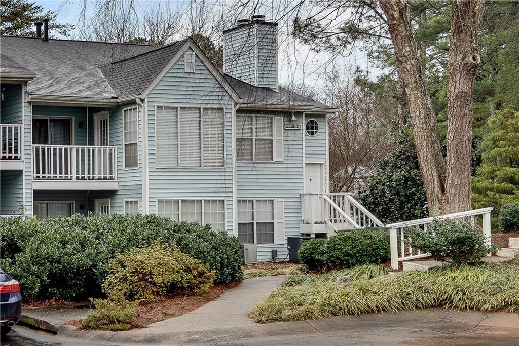 1004 Glenleaf Dr., Peachtree Corners, GA 30092